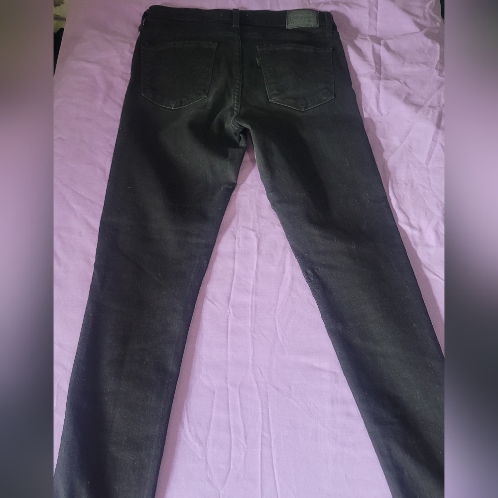 Levi's Women's High Rise Black Jeans - Picture 9 of 9